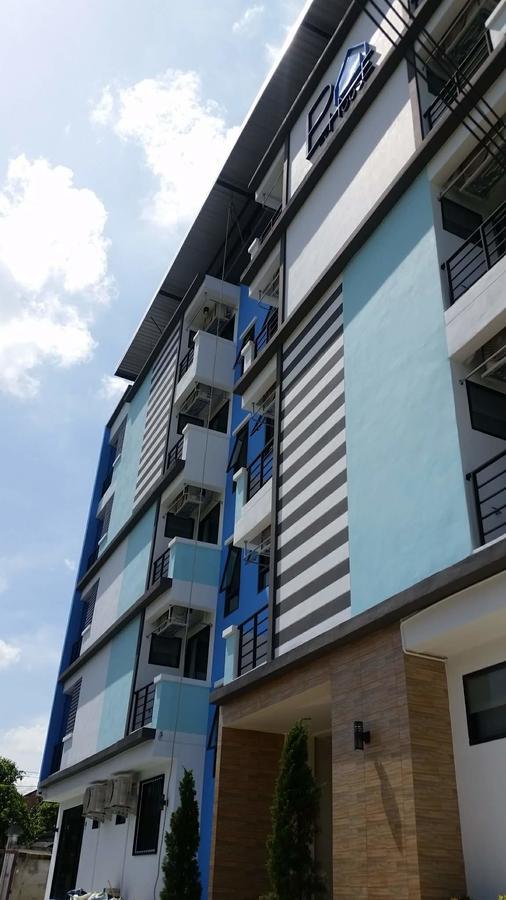Pa House Apartment Bangkok Exteriör bild